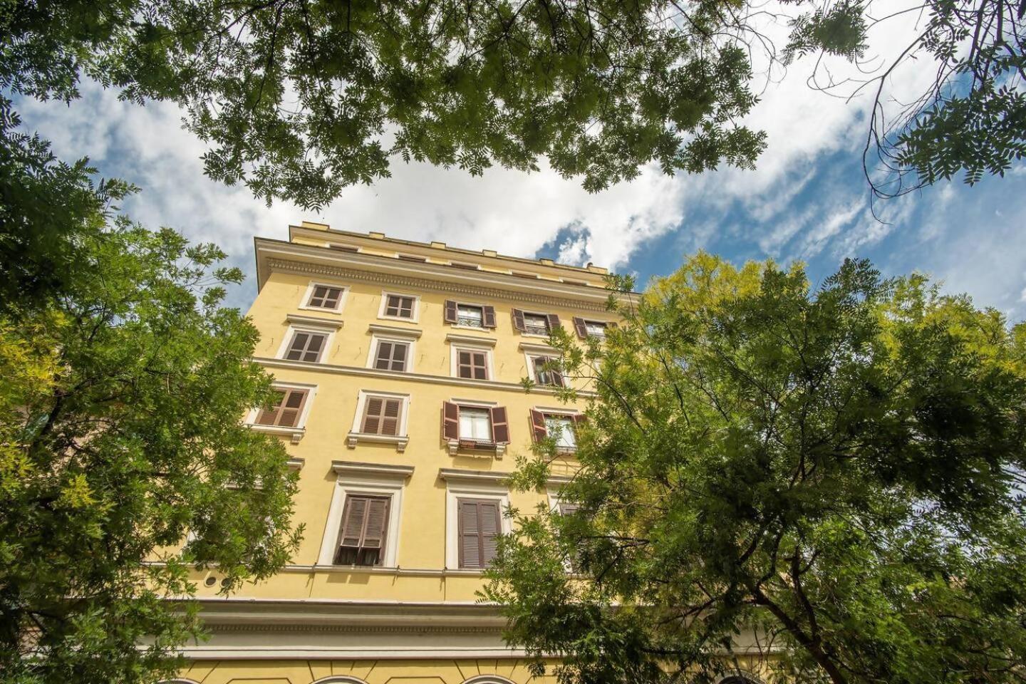 Spacious Apartment Close Vatican Рим Екстер'єр фото