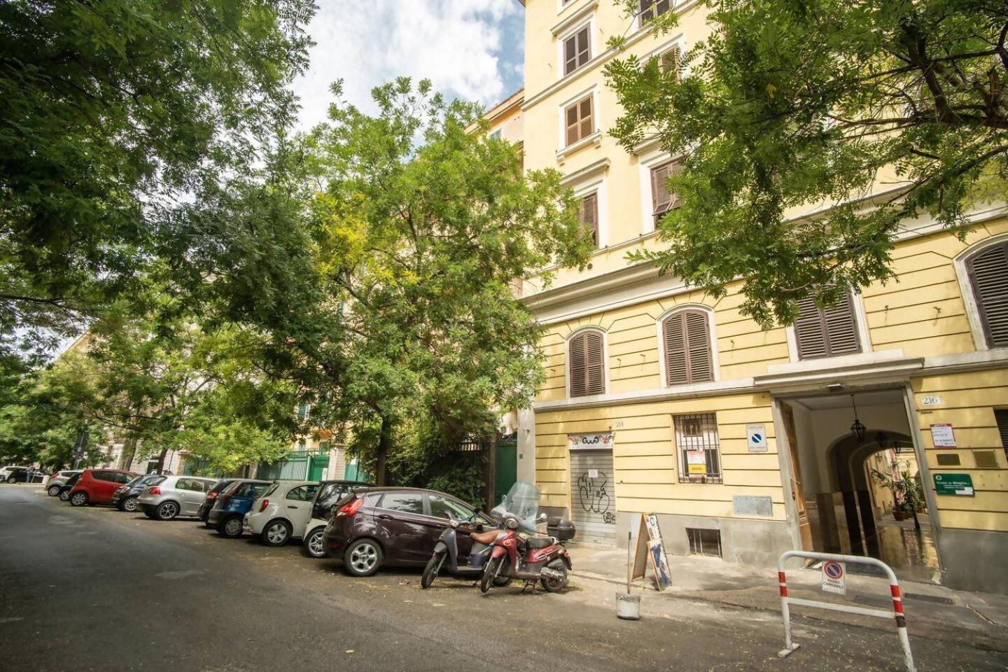 Spacious Apartment Close Vatican Рим Екстер'єр фото